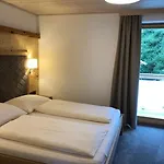 Bed and breakfast Christina 4*