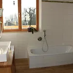 Christina Unterach am Attersee