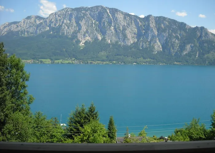 Alojamento de Acomodação e Pequeno-almoço Christina