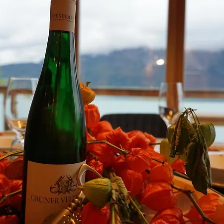 克里斯蒂娜公寓 4*