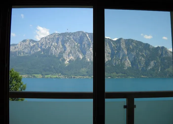 Oda ve Kahvaltı Christina